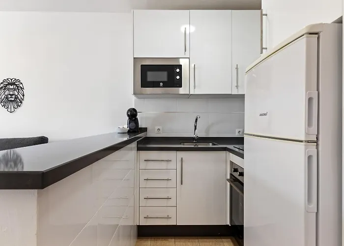 Апартаменты Vistamarina B 211 By Ivi Real Estate Торремолинос